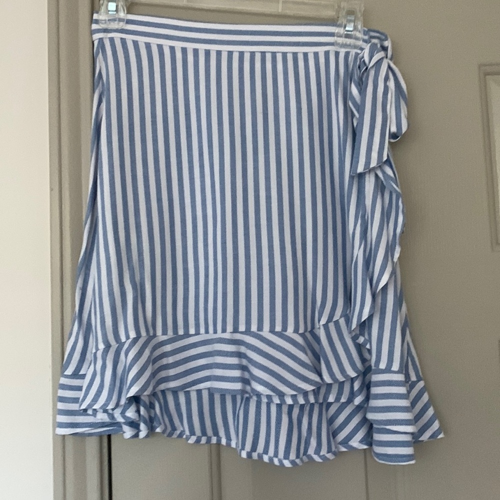 New with Tags Show Me Your MuMu skirt